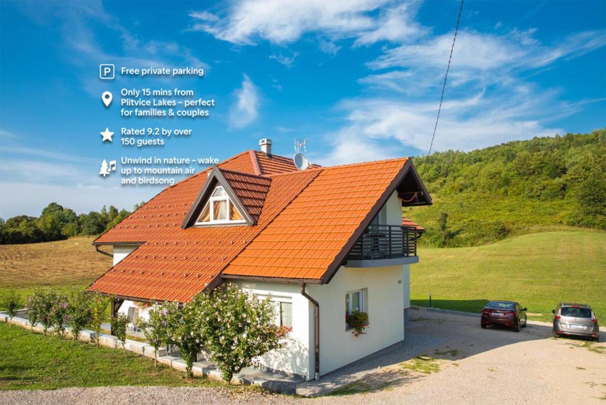 Apartmani Leptir Rakovica Zewnętrze zdjęcie